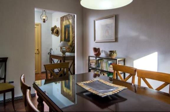 Apartamento De Dos Dormitorios En Plaza Alfaro Séville Extérieur photo